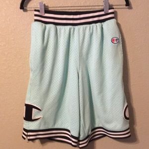 Champion Mens shorts Size small
